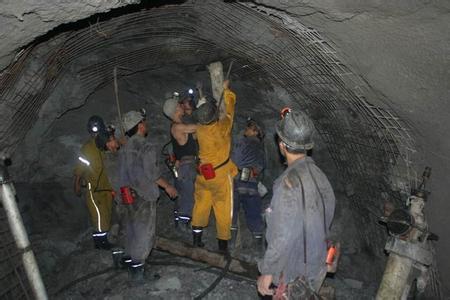 和静工程爆破中的危险因素分析以及应对工程爆破危险的措施